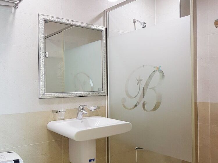 חדר סטנדרט נוף לעיר, Benikea Hotel Yeosu