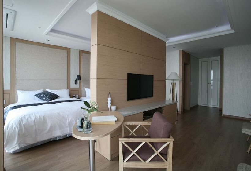 اتاق پرمیوم با چشم‌انداز دریا, Benikea Hotel Yeosu