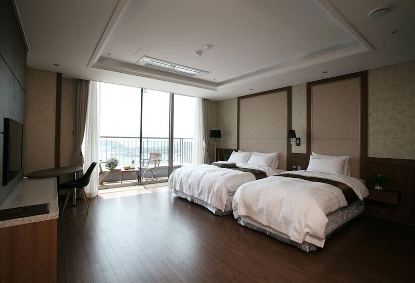 חדר דלוקס נוף לים, Benikea Hotel Yeosu