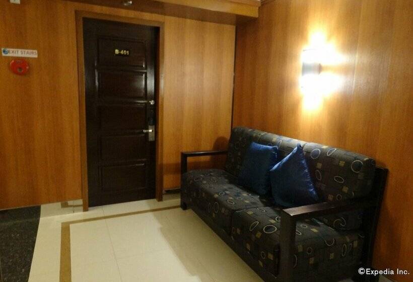 اتاق لوکس, Blueberry Tourist