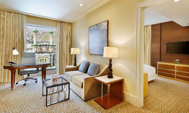 Люкс Премиум, Conrad Jabal Omar Makkah