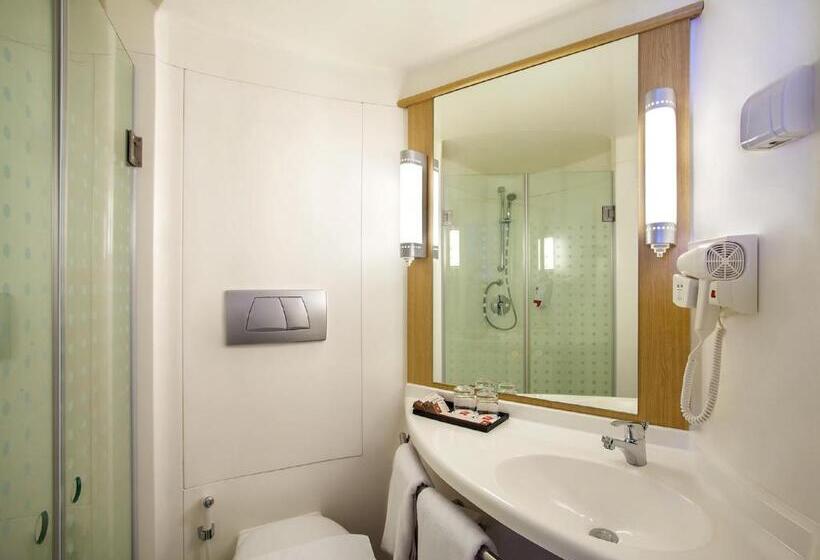 高级大房间, Ibis Manado City Center Boulevard