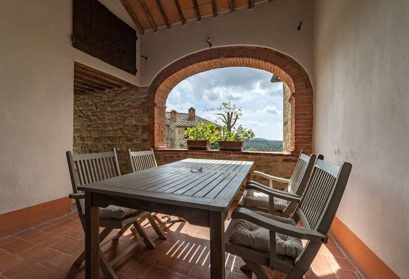 2-Bedroom Classic Apartment, La Pieve Marsina
