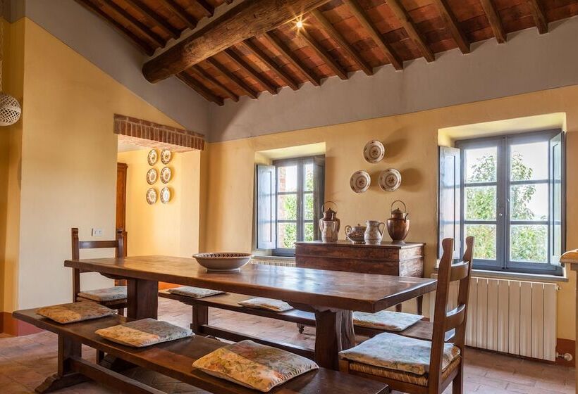 2-Bedroom Classic Apartment, La Pieve Marsina