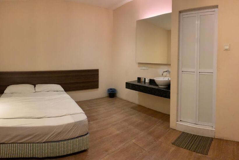 غرفة إقتصادية, Newtown Hotel Puchong