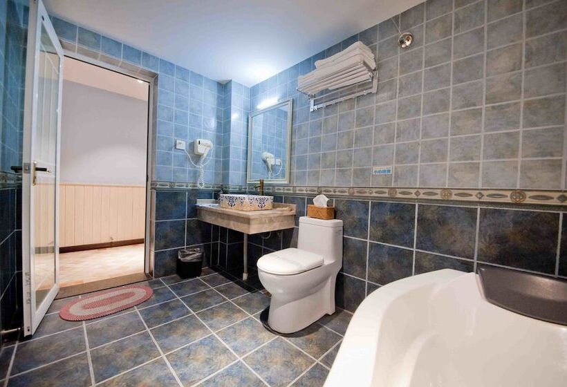 Perhehuone, Parkside Hostel