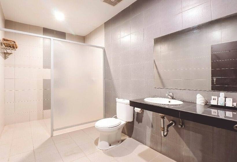 Deluxe Room, Saka Hotel Medan