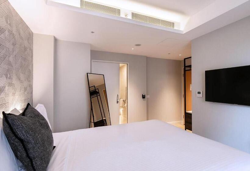 اتاق استاندارد با تخت دو نفره بزرگ, Kith Hotel Darling Harbour