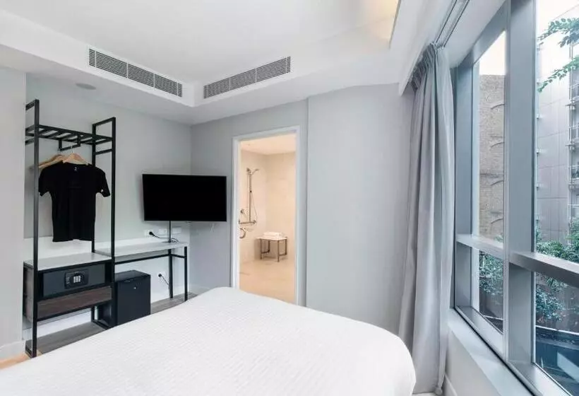 Standard Yhden Hengen Invahuone, Kith Hotel Darling Harbour