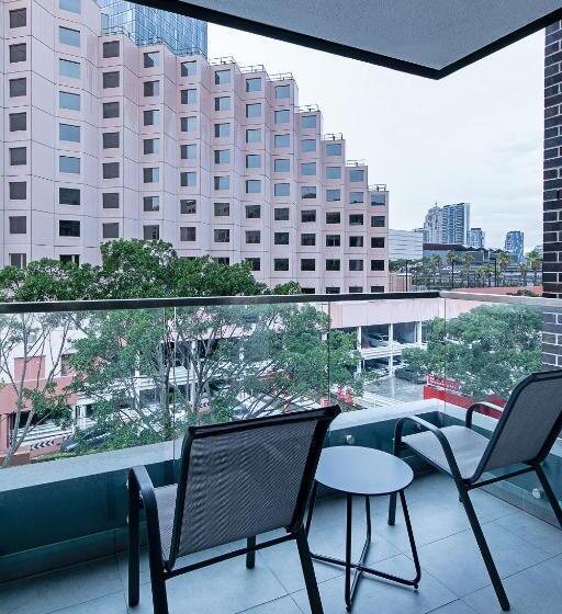 اتاق استاندارد با تخت دو نفره بزرگ, Kith Hotel Darling Harbour