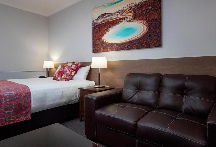 سوییت اجرایی, Roma Inland Motor Inn