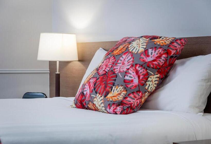 سوییت اجرایی, Roma Inland Motor Inn