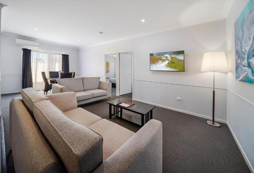 آپارتمان 2 خوابه, Roma Inland Motor Inn