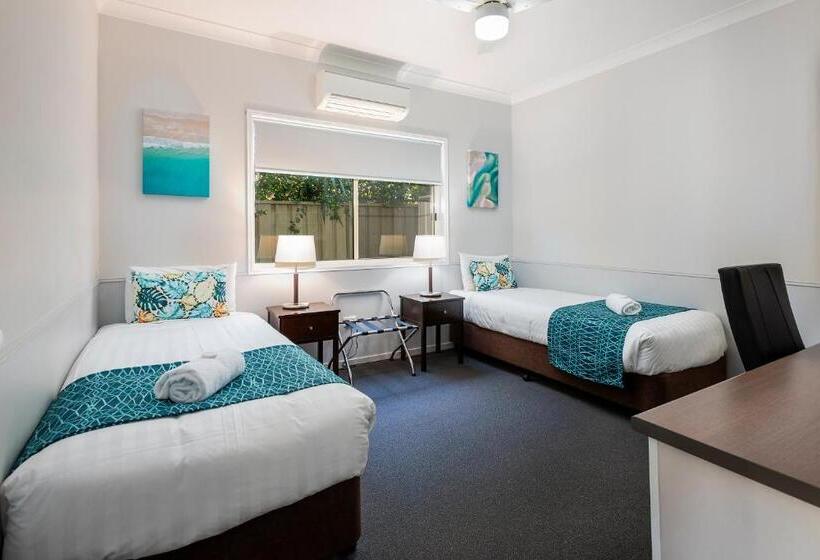 آپارتمان 2 خوابه, Roma Inland Motor Inn