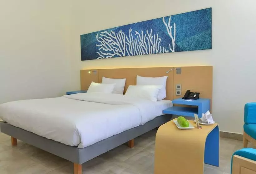 اتاق استاندارد با چشمانداز دریا, Novotel Marsa Alam Beach Resort