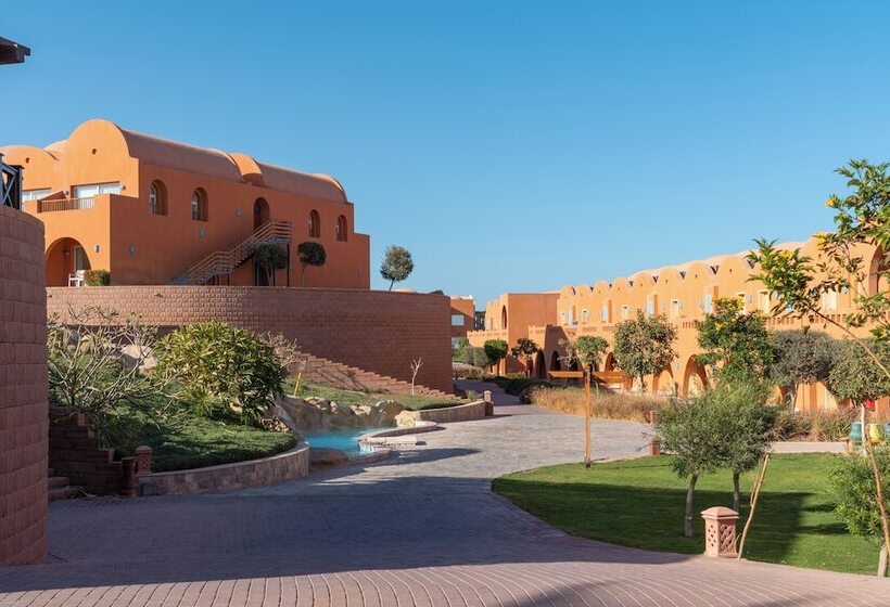 اتاق استاندارد با تخت دوبل, Novotel Marsa Alam Beach Resort