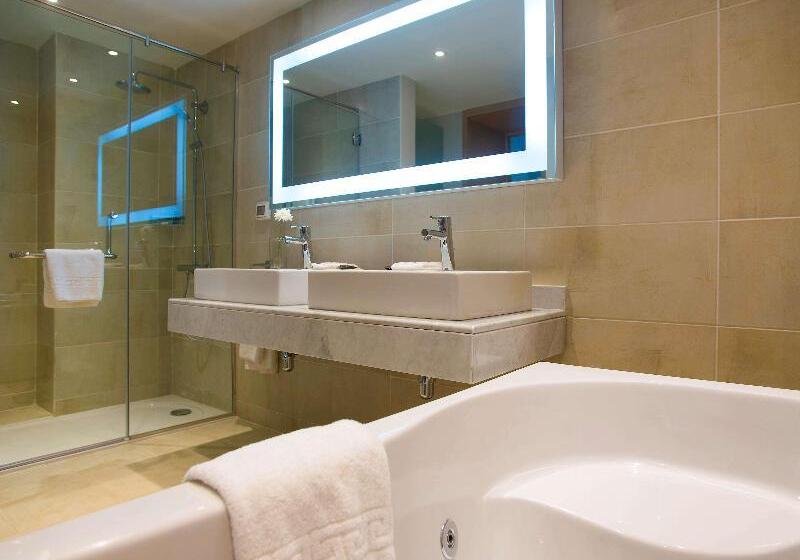 Deluxe Suite Sea View, Novotel Marsa Alam Beach Resort
