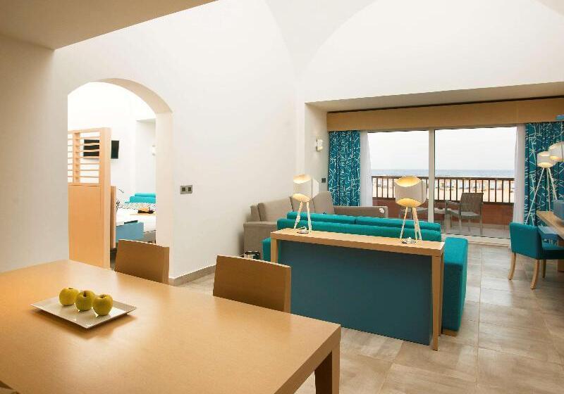 Люкс Deluxe Вид на Море, Novotel Marsa Alam Beach Resort
