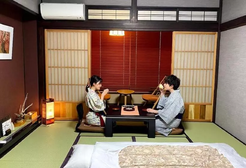 バス共有のスタンダードルーム, Ryokan Asunaro