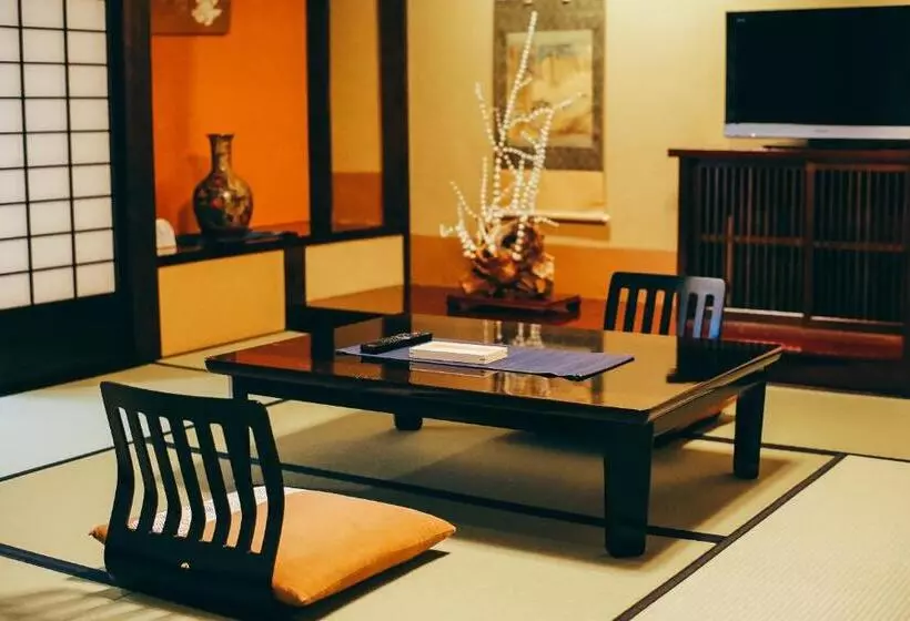 デラックスルーム, Ryokan Asunaro