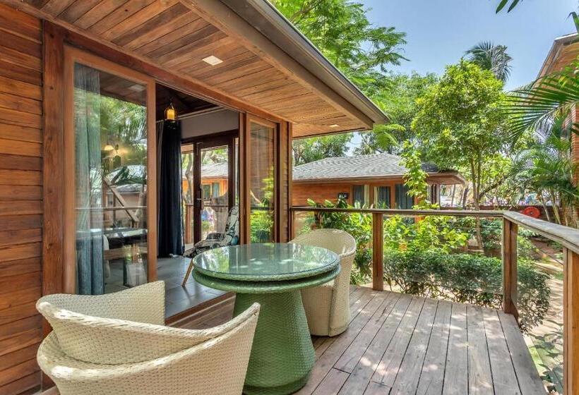 كابينة, The Baga Beach Resort