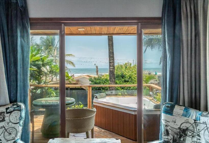 غرفة بريميوم مطلّة علي البحر, The Baga Beach Resort