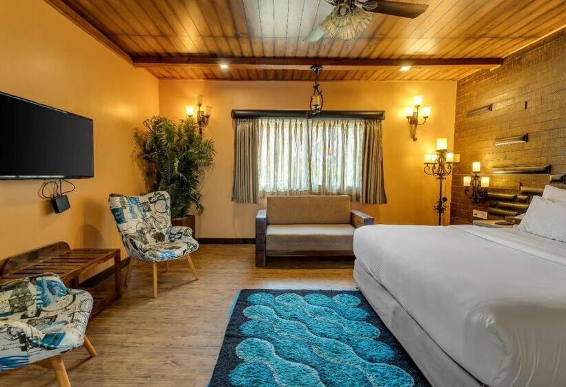 Люкс с Балконом, The Baga Beach Resort