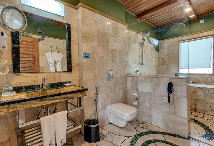 جناح مزوَّد بشرفة, The Baga Beach Resort