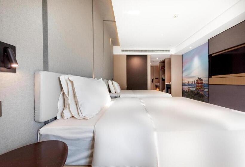 Номер Премиум Вид на Город, Atour Hotel Nanchang Red Valley Beach Causeway Bay