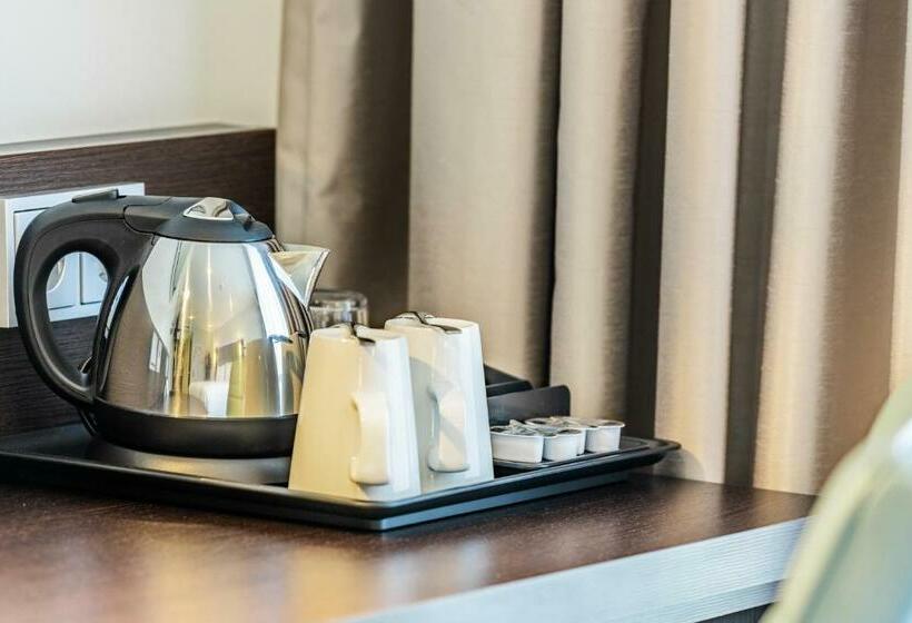اتاق استاندارد برای معلولان, Premier Inn Berlin Airport