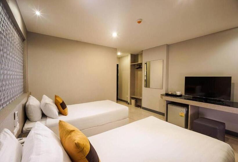 Deluxe Rum, C Hotel Bangna