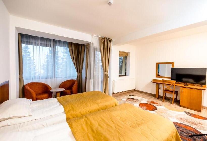 غرفة سوبيريور, Cindrel