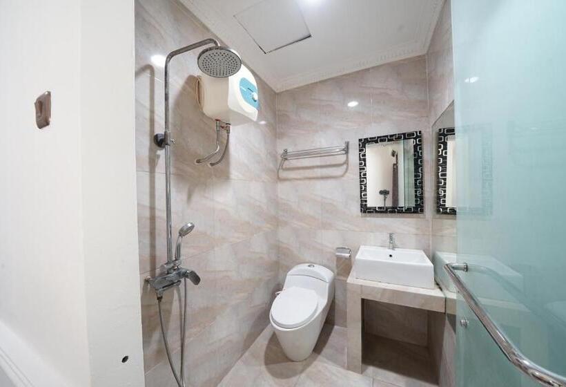 סוויטה, Ds Colive Marina