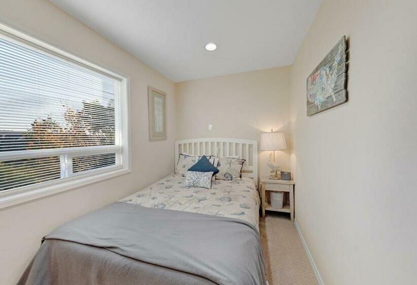 דירת שני חדרים, Embarcadero Bay View