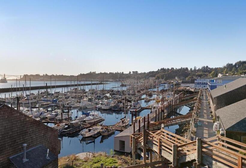 דירת שני חדרים, Embarcadero Bay View