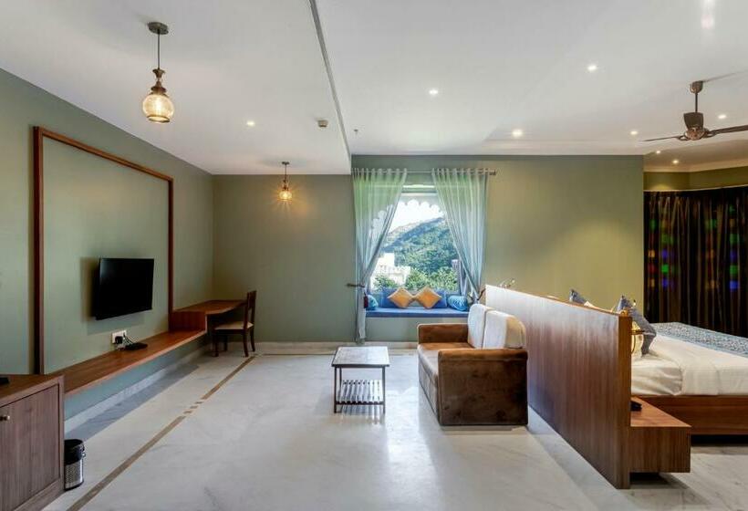 סוויטה עם מרפסת, Rawla Sagrun Kumbhalgarh