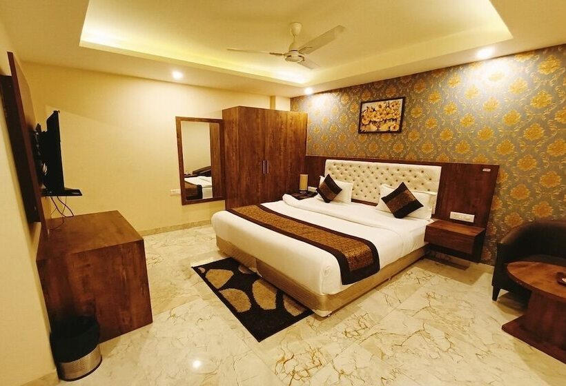 اتاق لوکس, Kalinga Grand Manali