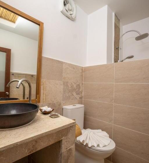 Camera Deluxe Vista Mare con Balcone, The Ava Resort Koh Tao