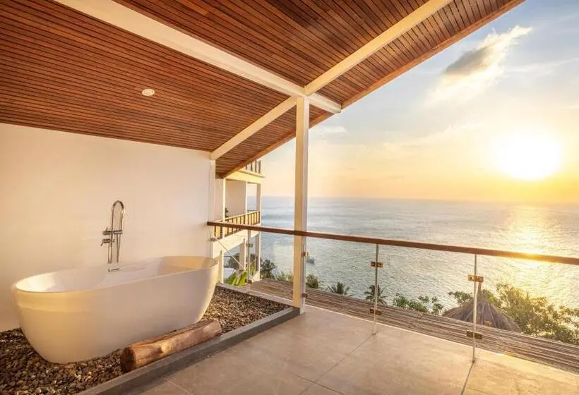 سوییت با چشم‌انداز دریا, The Ava Resort Koh Tao