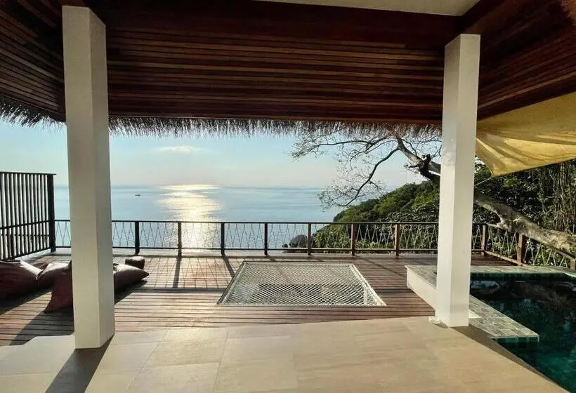 ویلای یک اتاق خوابه با استخر شنا, The Ava Resort Koh Tao