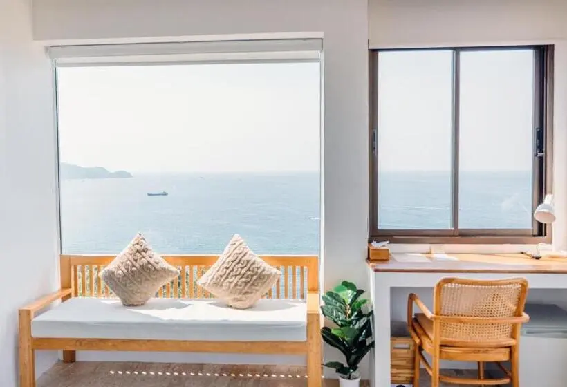 اتاق استاندارد با تخت بزرگ, The Ava Resort Koh Tao