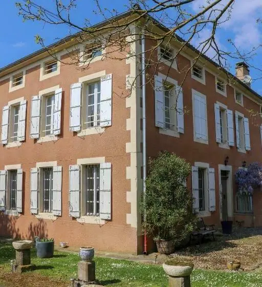 スタンダード４人部屋, Domaine De Marlas   Chambres D Hôtes