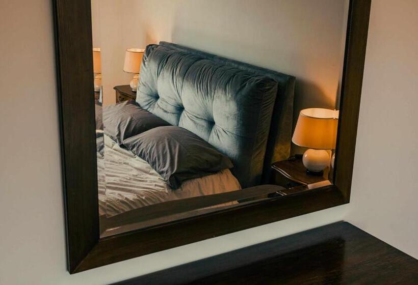 سوییت جونیور, Bed And Breakfast Villa Romano