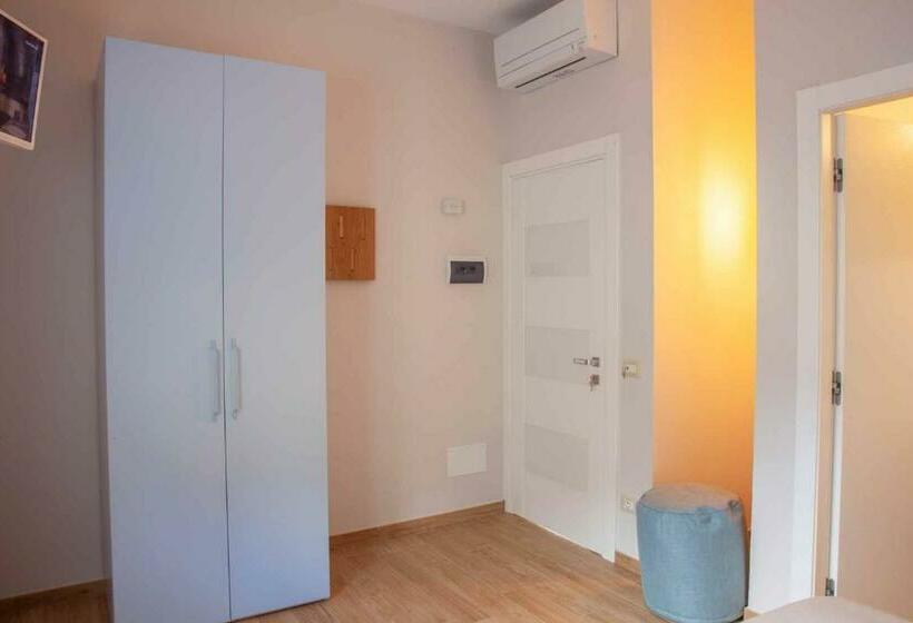 Номер Стандарт, La Camelia Bianca B&b