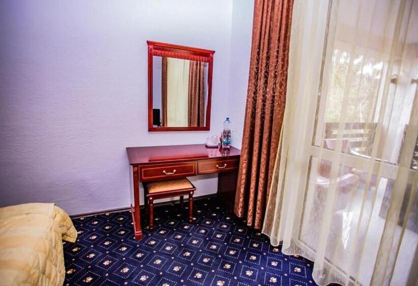 Семейный Номер, Casa Octavian