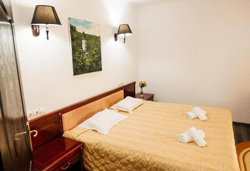 Семейный Номер, Casa Octavian