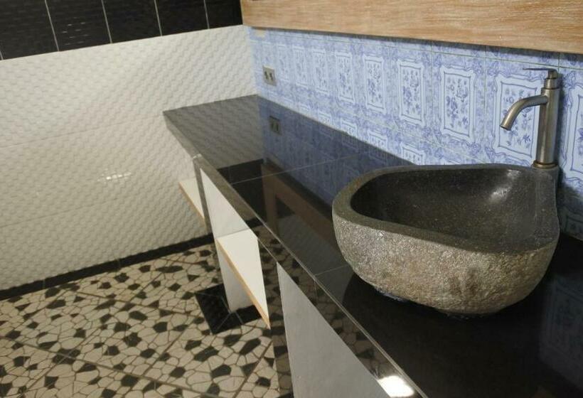 חדר דלוקס צדדי נוף לים, Hi5 Kuta