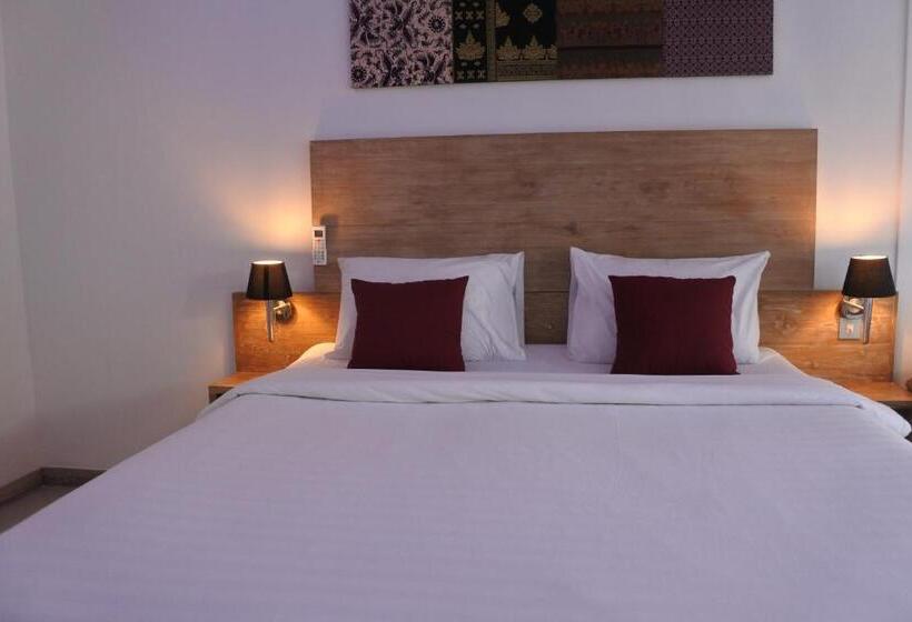 חדר דלוקס, Hi5 Kuta