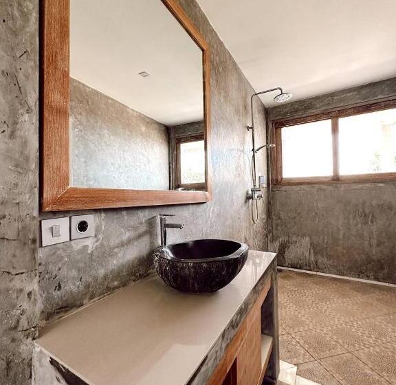 חדר דלוקס צדדי נוף לים, Hi5 Kuta