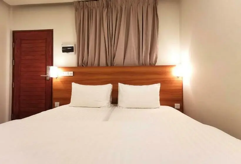 اتاق استاندارد با تراس, Niru Isle Maldives
